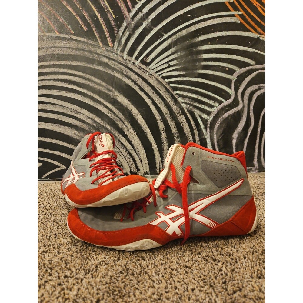 Asics Dan Gable EVO Wrestling Shoes - Aluminum/White/Red - Size 13 J700Y